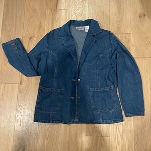 Vintage size large Bill Blass Blue Denim Jacket with Button Accents